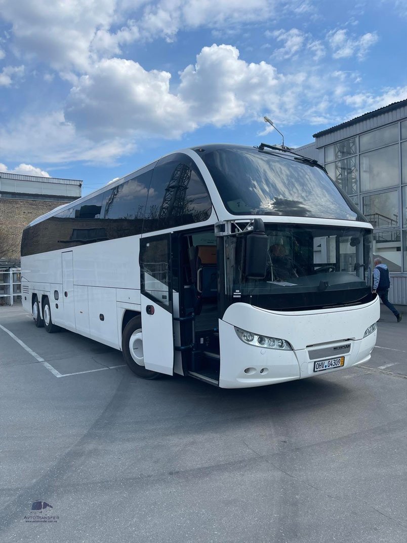 Автобус Neoplan 51 мест