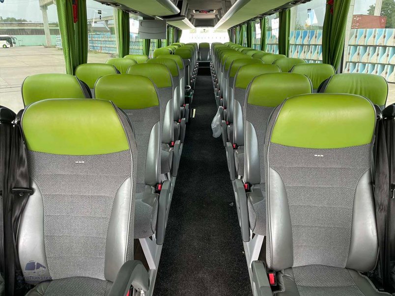 Skyliner bus 51 places